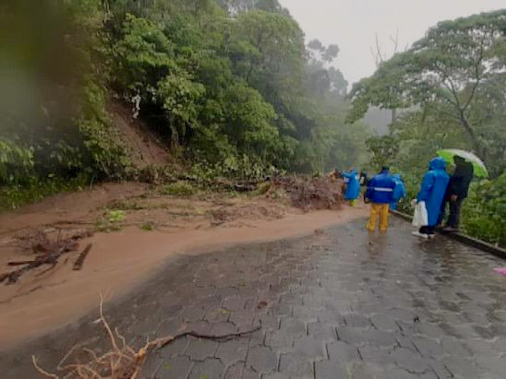 A landslide on the road to La Dalia, Nicaragua. Photo by Yaribell Rocha, Heifer Nicaragua program and communication assistant.
